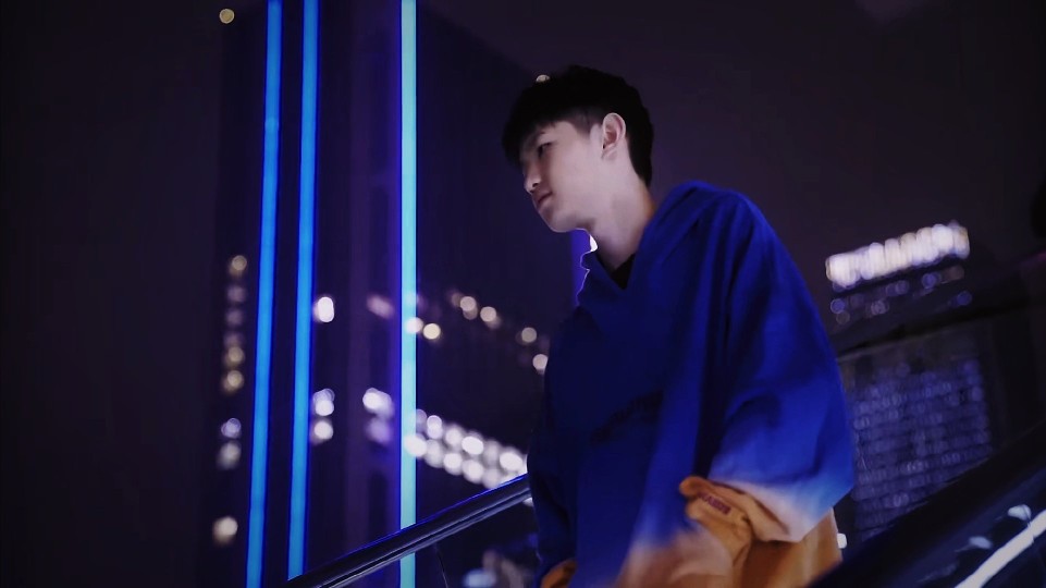 不仅是个人