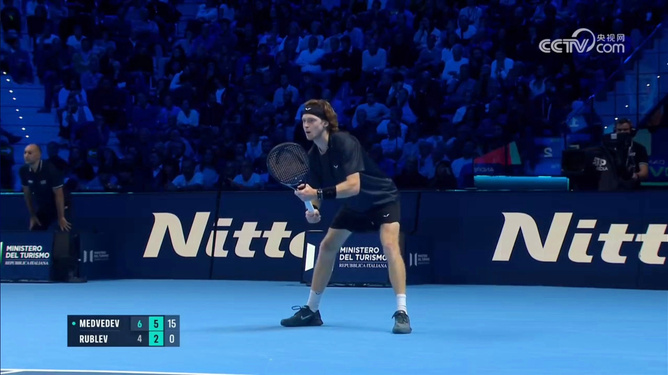 接决定着球 接决定着球