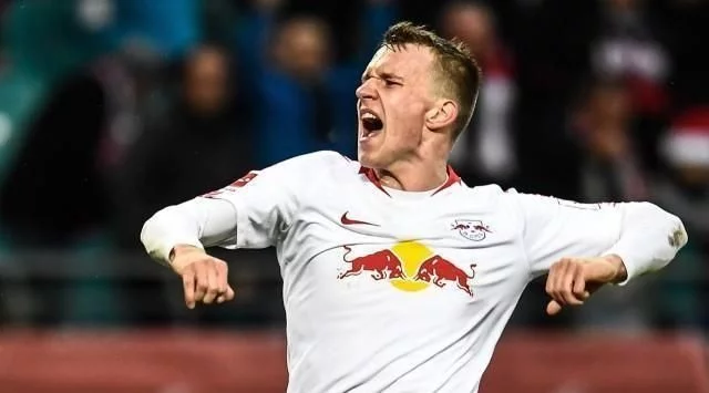 和顽强复出 和顽强复出