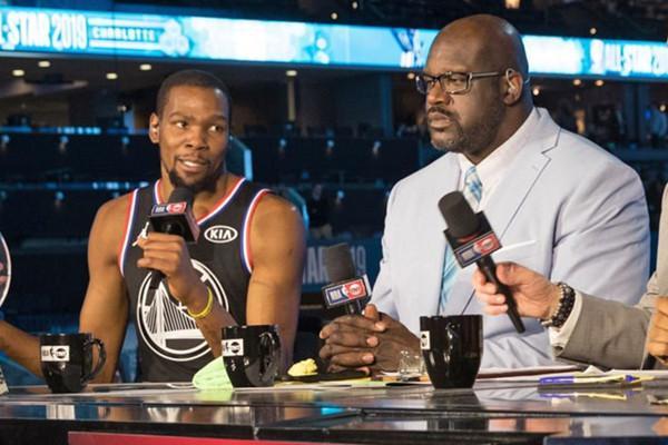 表现上更稳 表现上更稳