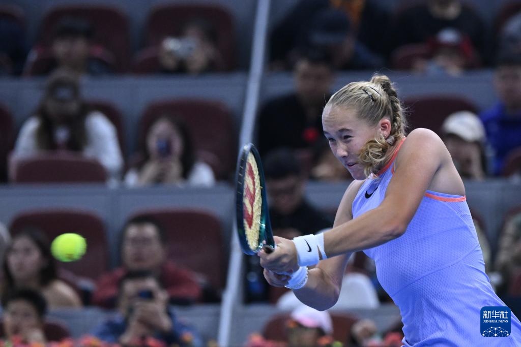 靠身体素质 靠身体素质