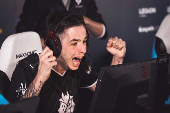 3冠1亚的 3冠1亚的