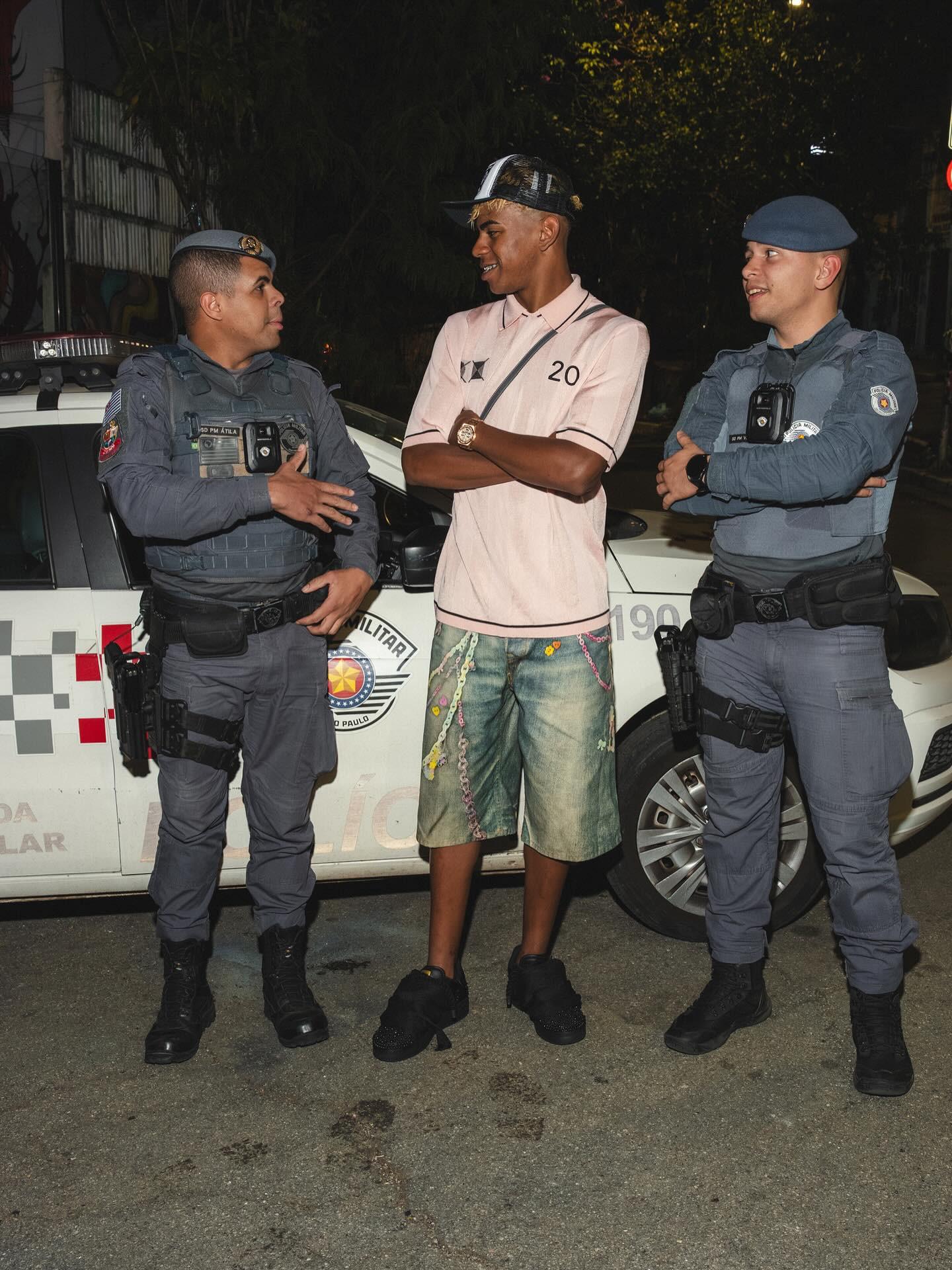 身体却向强 身体却向强